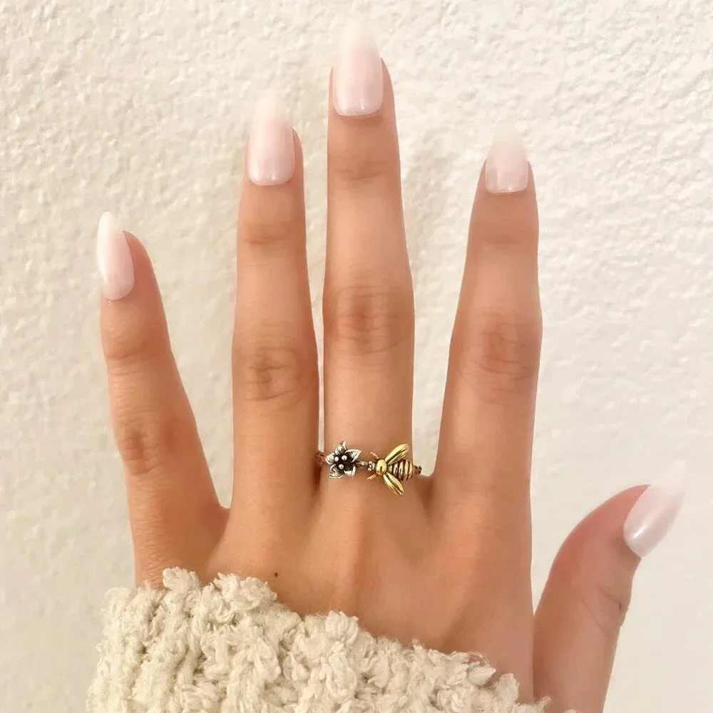 925 Sterling Silver Bee Ring Two Tone Ring Dainty Bee Ring Silver & Gold Ring